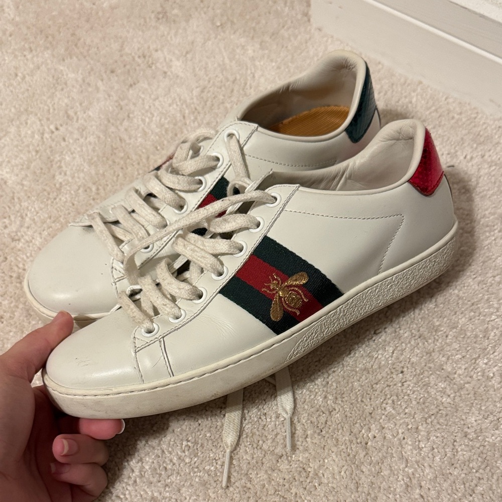 Gucci Sneakers with Red and Green Stripes